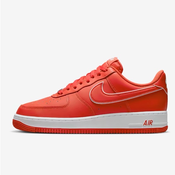 Nike Air Force 1 '07
Men's Shoes
Picante Red/White/Picante Red
Style DV0788-600 - Picture 2 of 16